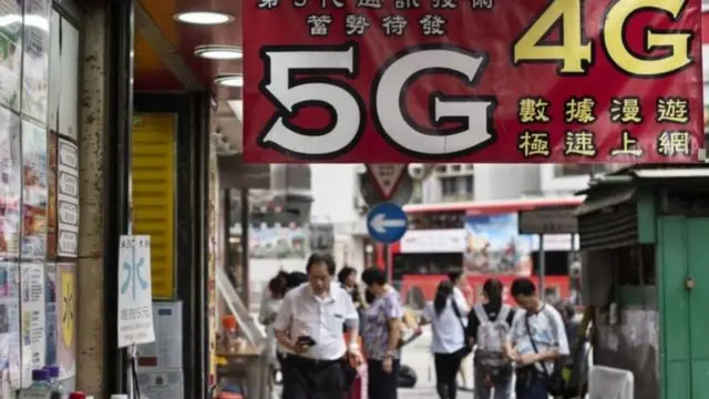 “快手”科技，在香港上市其股价飙升了190％以上。