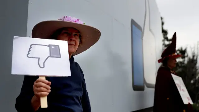 protest against facebook