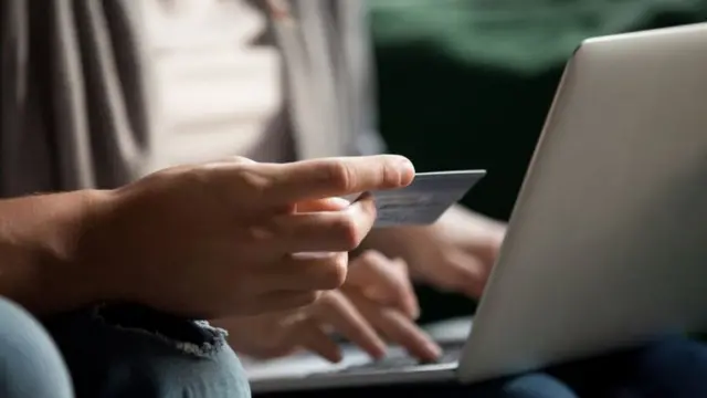 ఆన్‌లైన్ మోసం