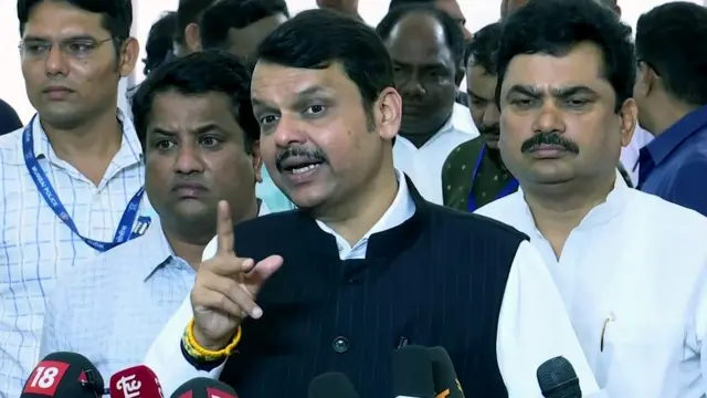 देवेंद्र फडणवीस