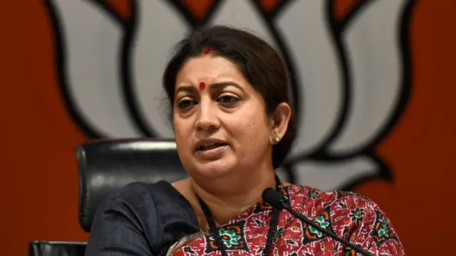 महिला एवं बाल विकास मंत्री स्मृति इरानी