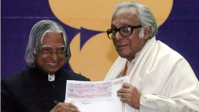 मृणाल सेन