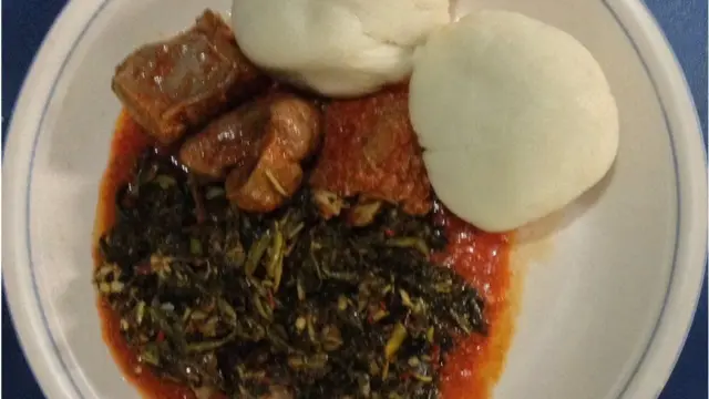 Iyan ati ẹfọ riro