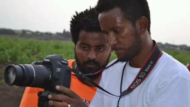 ኣብ እዋን ቀረፃ ፊልም