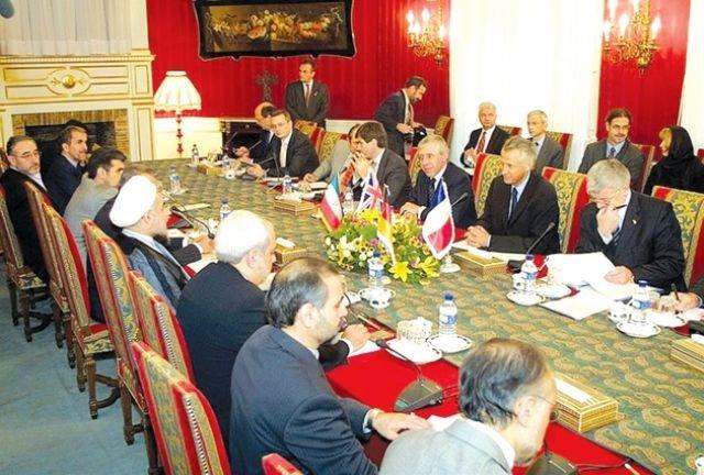 در اقدامی بی سابقه، سه وزیر خارجه بریتانیا، فرانسه و آلمان با سفر به ایران با هدف حل اختلافات اتمی فزاینده با ایران، پایه گذار مذاکرات هسته‌ای شدند.