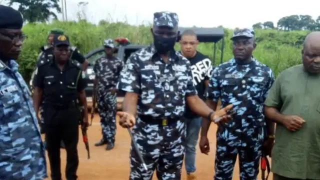 Kọmishọna Uweojii n'Anambra bụ Tony Olofu