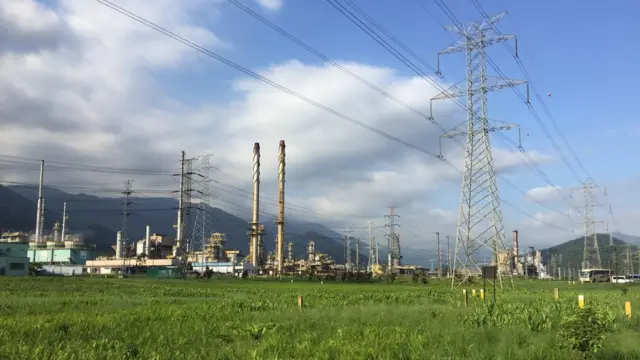 Zona industrial de Cubatão