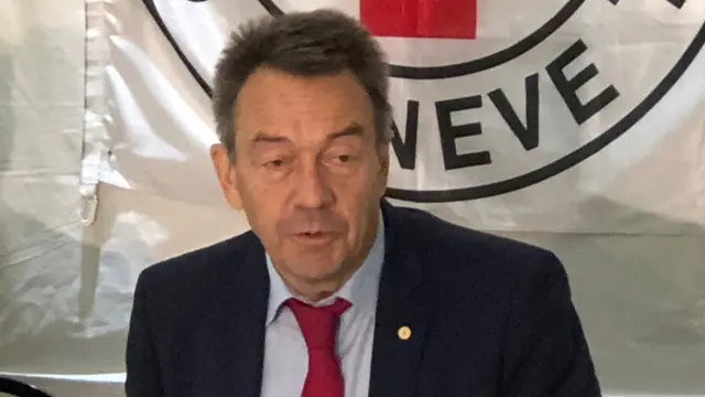 রেডক্রস প্রেসিডেন্ট পিটার মাউরা