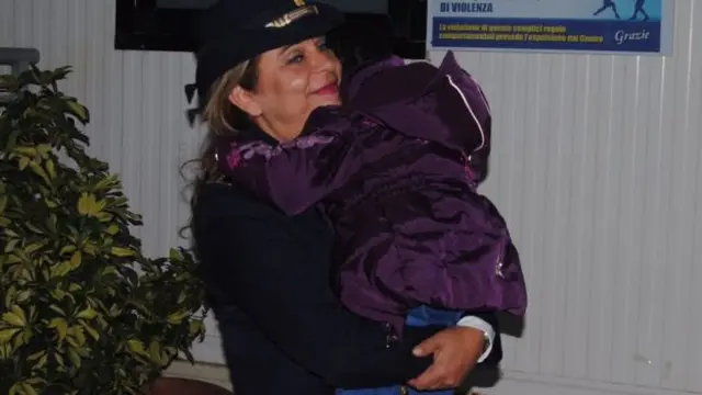 "மம்மா மரியா" என்று அறியப்படும் காவல்துறை கண்காணிப்பாளர் மரியா வால்பே