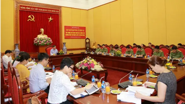 Thượng Tướng Tô Lâm chủ trì cuộc họp 9/10