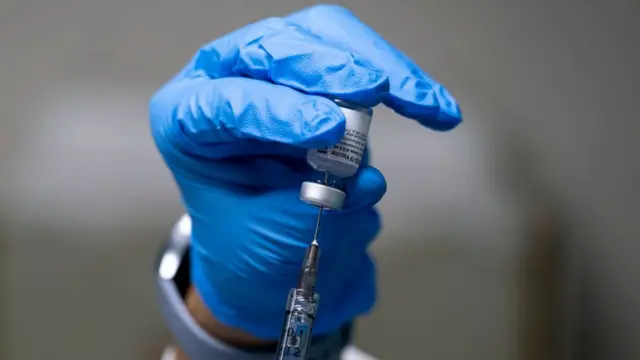 कोरोना लस