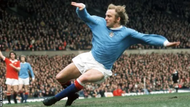 فراني لي أحرز 6 أهداف لصالح سيتي في المنافسات الأوروبية ذلك الموسم