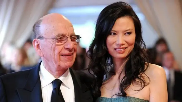 邓文迪是媒体大亨默多克的前妻。