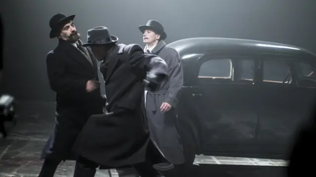 Похищение белого генерала Александра Кутепова еврейскими диверсантами в Париже. Реконструкция