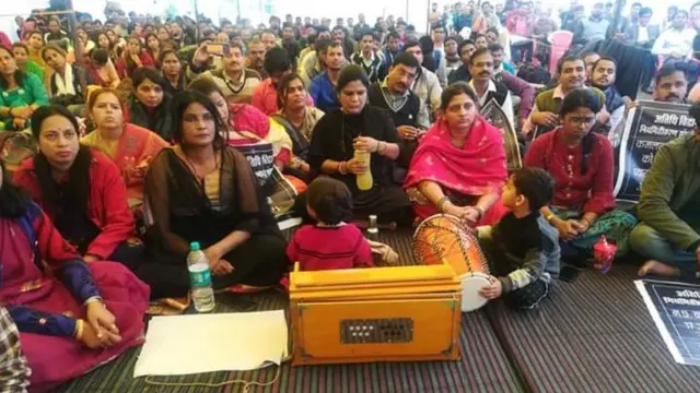 भोपाल में धरने पर बैठे अतिथि विद्वान