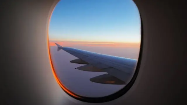Janela de aeronave comercial