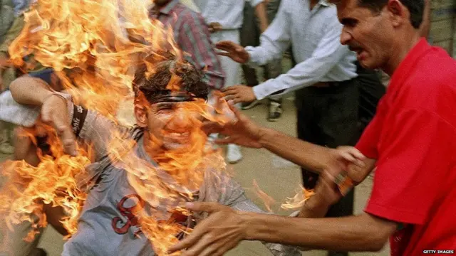 मंडल आयोग के विरोध में आत्मदाह