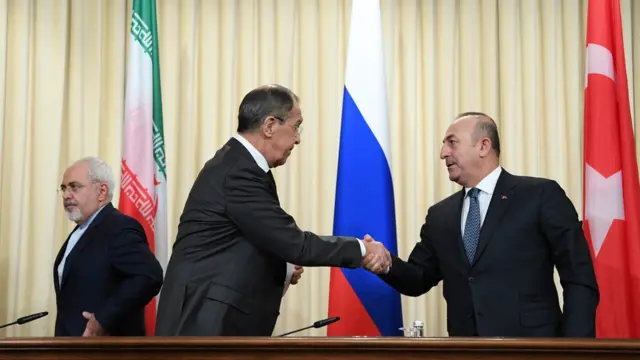 چاووش اوغلو، لاوروف و ظریف