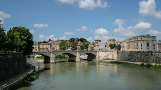 Tiber Nehri