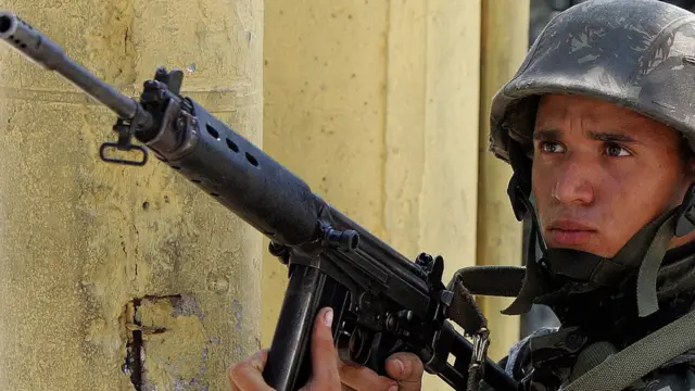 FAL бразильской сборки