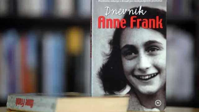 Cópiajogos io listaO Diáriojogos io listaAnne Frank