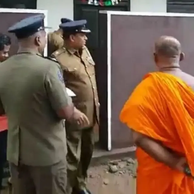 "නීති විරෝධී මියන්මාර ත්‍රස්තවාදීන් පිරිසක්" රැඳී සිටින බව පවසමින්