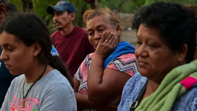 Familiares de mineros