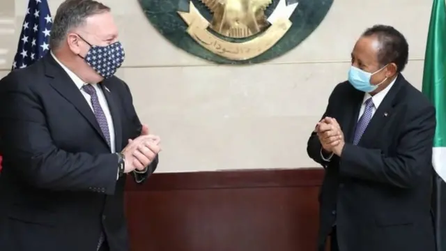 Mike Pompeo alipokwenda mjini Khartoum mwezi Agosti kuzungumza na waziri mkuu wa Sudan Hamdok