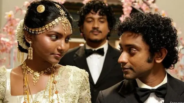 'සය පෙති කුසුම' චිත්‍රපටයෙන්