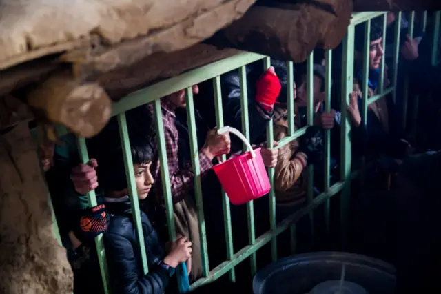 رقص و سماع برای "پیر شالیار" در اورامان تخت