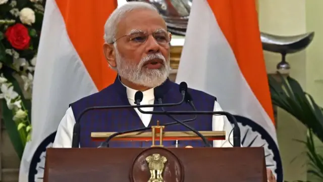 பிரதமர் நரேந்திர மோதி