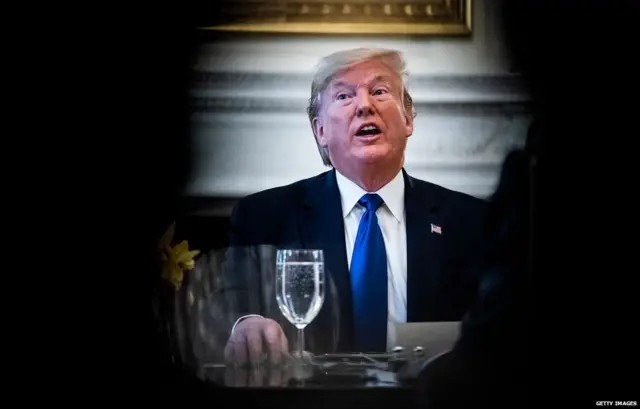 डोनल्ड ट्रंप