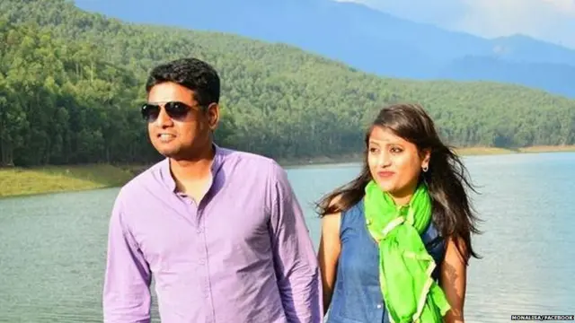 मोना और उनके पति संतोष