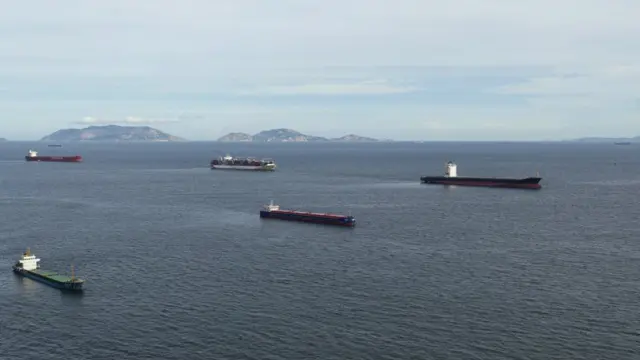 Карантин судів на рейді Гонконгу 25 липня