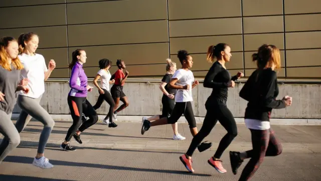 Des femmes entrain de courir