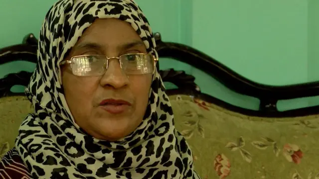 আছিয়া খানম শিকদারের ছেলে মেয়ে স্থায়ীভাবে বসবাস করে লন্ডনে