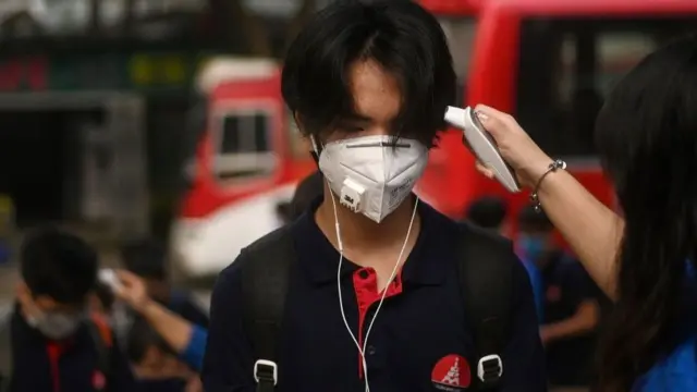 Dự kiến trong ngày đầu tiên đi học sau Tết Nguyên đán, tất cả học sinh phải “khai báo y tế”.