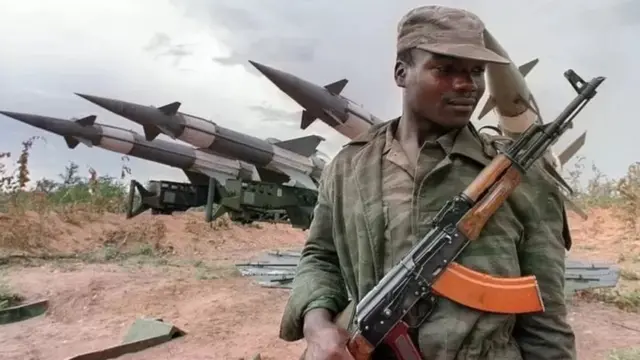 દક્ષિણ આફ્રિકાને બીક હતી કે ક્યાંક ડાબેરી શક્તિઓ એમના પર હુમલો ન કરી દે