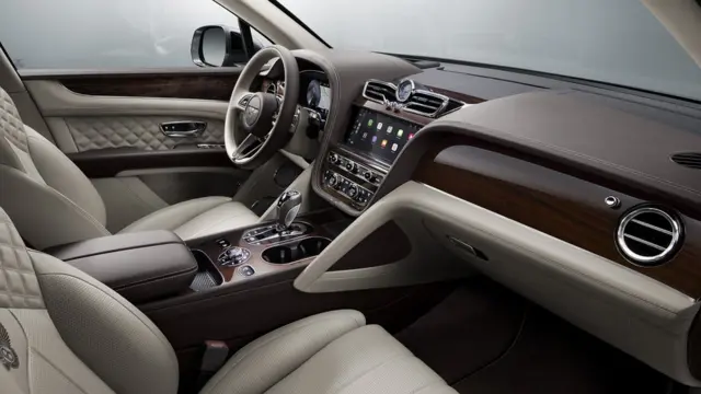 اتاق بنتلی بنتایگا به فن‌آوری روز مجهز شده است