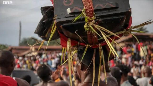 Ndí Aró ejighí omenala egwu egwu