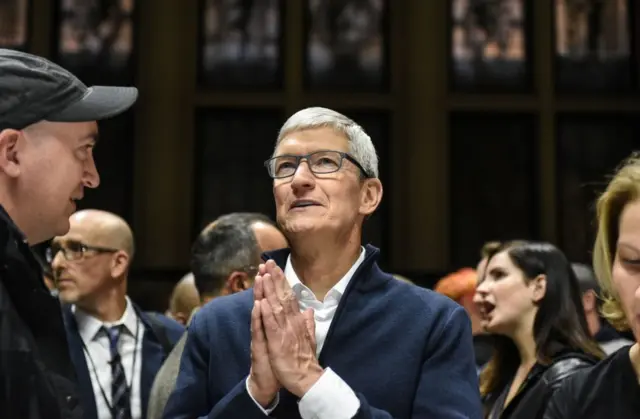 Tim Cook.