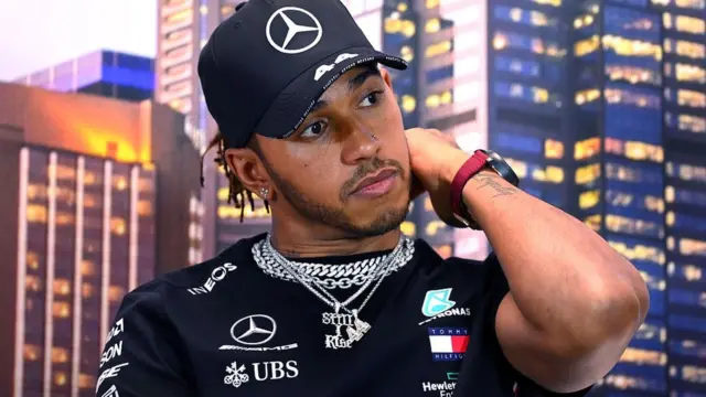 لوئیس همیلتون، قهرمان فرمول یک جهان