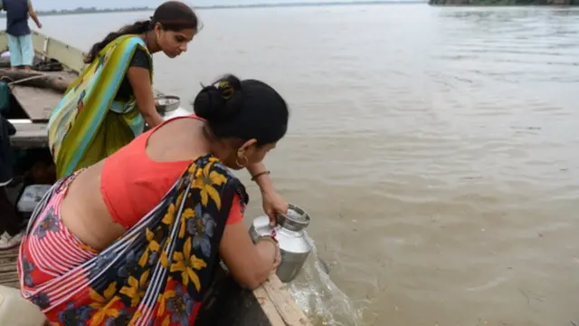 પ્રદૂષિત નદી