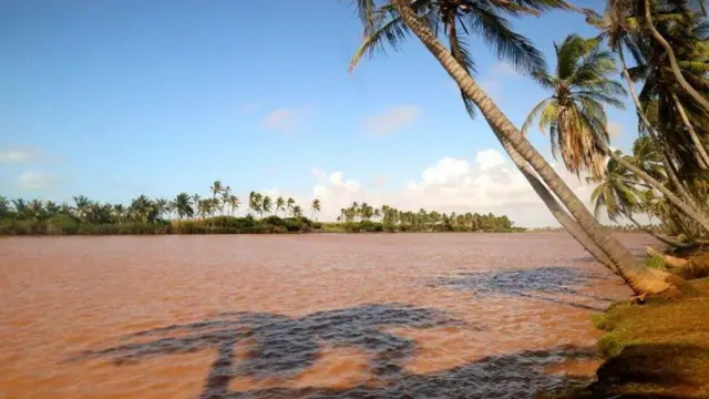 Goobweyn waa halka ay isaga daraan wabiga Jubba iyo badweynta Hindiya