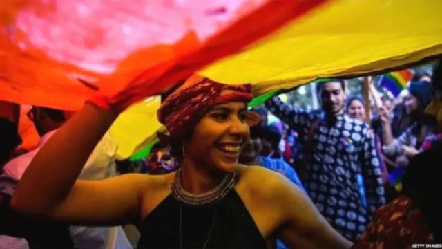 એકબીજા સાથે લગ્ન કરી સાથે રહેવા માગતાં બે સમલૈંગિક મહિલાઓની કહાણી