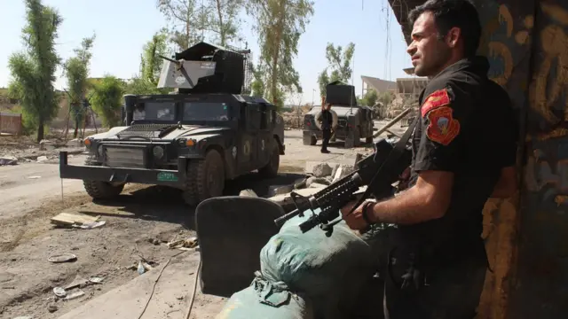 جنديان عراقيان