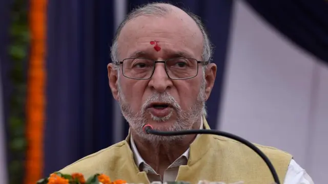 دہلی ایل جی بیجل