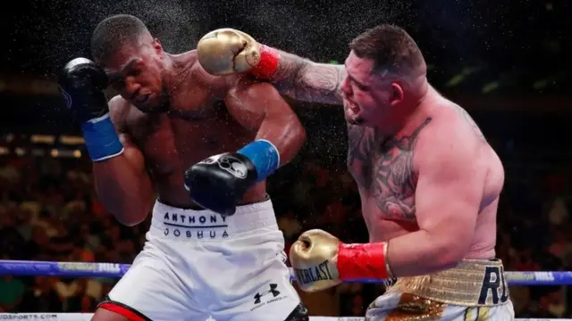 Ruiz Jr. conecta con la derecha contra Joshua