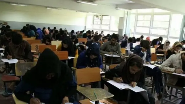 دولت افغانستان کمیسیون اصلاحات اداری را برای استخدام کارمندان نهادهای غیرنظامی تشکیل کرده است