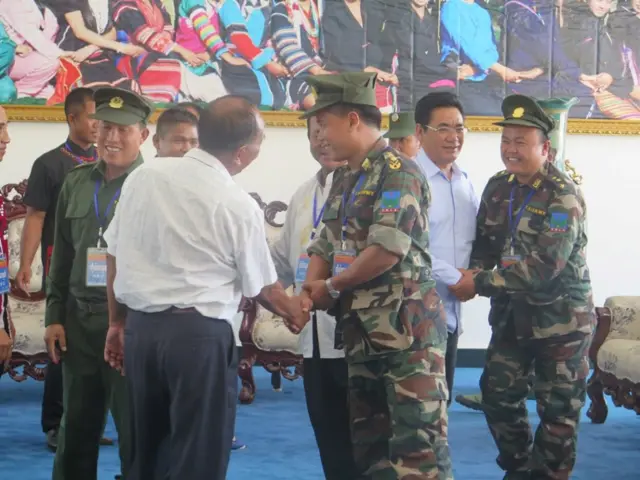 တအာင်းကိုယ်စားလှယ်တွေ